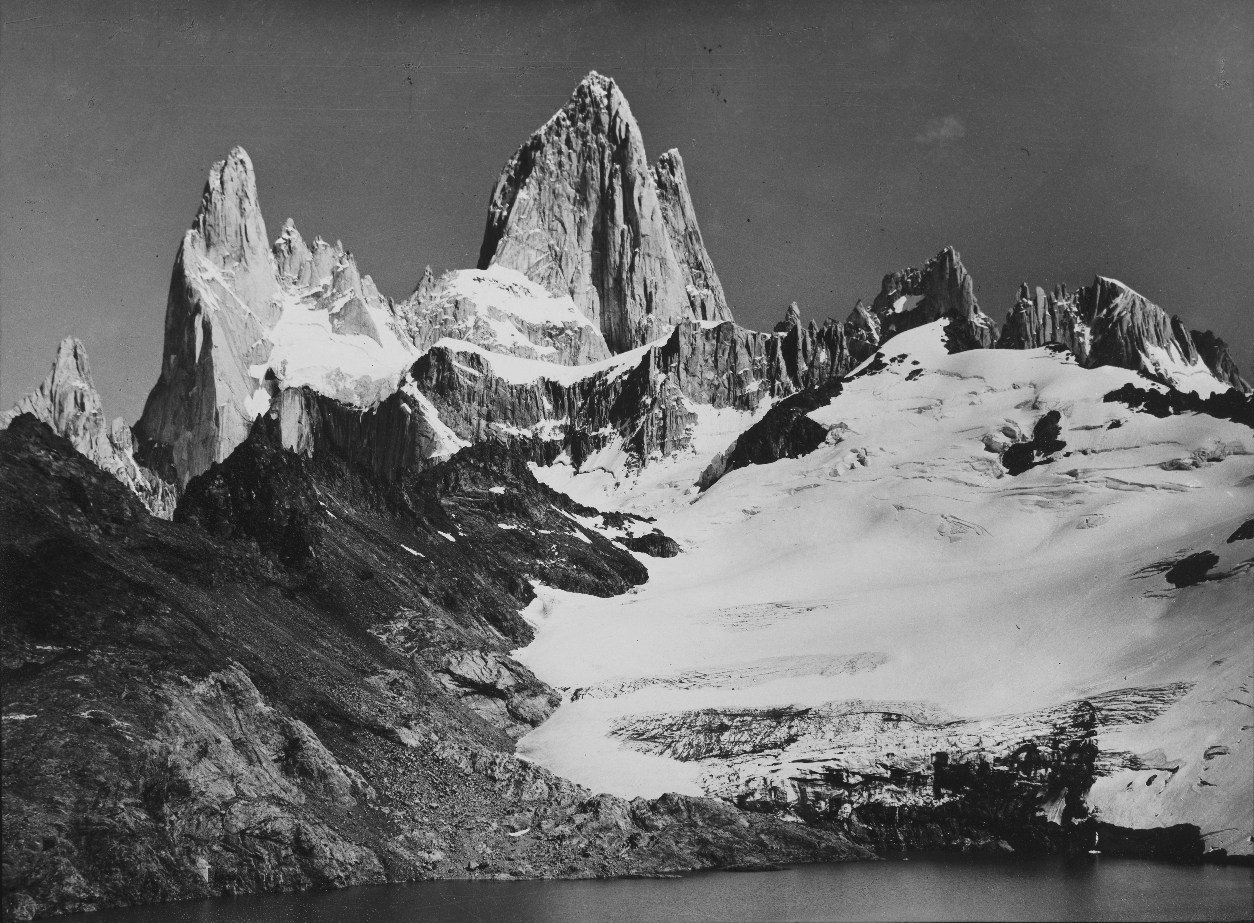 Fitz Roy (Foto Mario Bertone) Fitz Roy (Foto Mario Bertone)